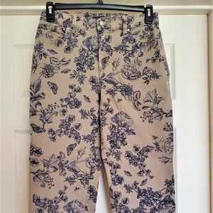 Gloria Vanderbilt 'Amanda' Womens Jeans (10) Floral Butterfly (Gently Used)